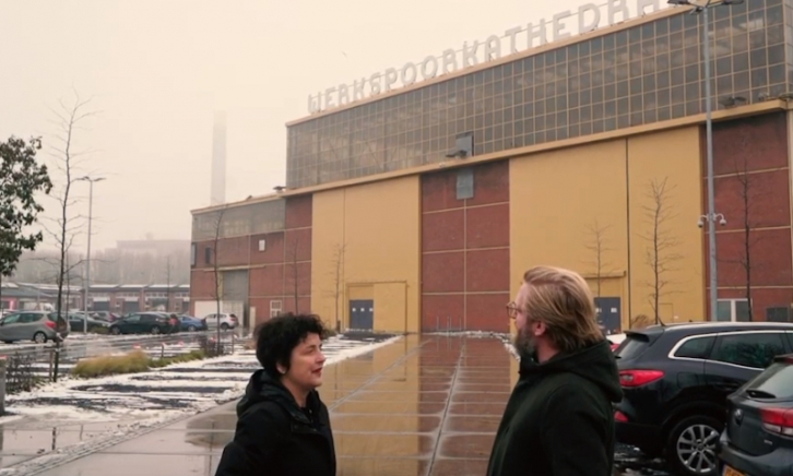 Just van den Bosch voor de Werkspoorkathedraal